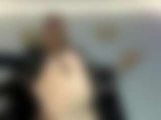 BRENDAMILFHOT's Live Sex Cam Show