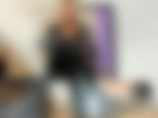 Live cam show with BRENDAMILFHOT - Blonde Hair on alttransgirls