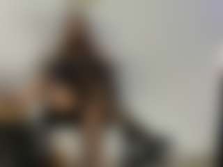 BRENDAMILFHOT's Live Sex Cam Show