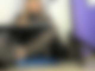 BRENDAMILFHOT's Live Sex Cam Show