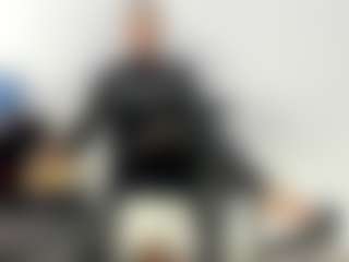 Live cam show with BRENDAMILFHOT - Bedroom Brown Hair on madthumbs