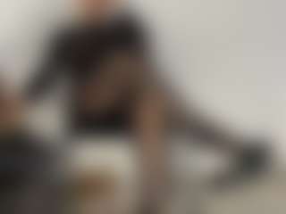 Live cam show with BRENDAMILFHOT - Blonde Hair MILF on Streamer API