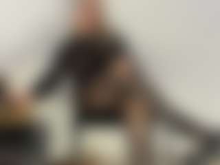 BRENDAMILFHOT MILF webcam performer live streaming