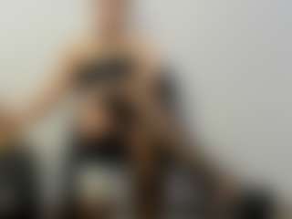 Live cam show with BRENDAMILFHOT - Mature on Camsoda