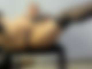 BRENDAMILFHOT's Live Sex Cam Show