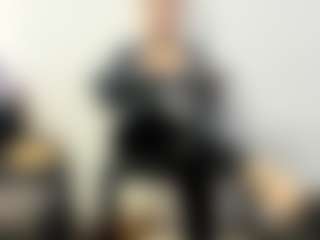 BRENDAMILFHOT's Live Sex Cam Show