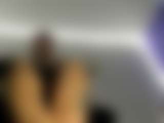BRENDAMILFHOT's Live Sex Cam Show