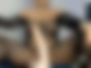 Live cam show with BRENDAMILFHOT - Strapon on CamClone