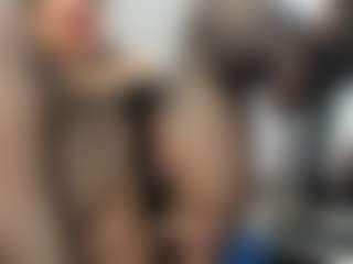 Live cam show with BRENDAMILFHOT - Fuck Machine on Camsoda