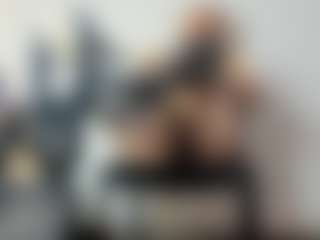 BRENDAMILFHOT's Live Sex Cam Show