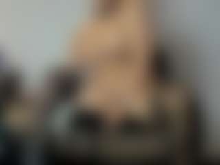 BRENDAMILFHOT's Live Sex Cam Show