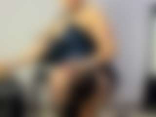 BRENDAMILFHOT's Live Sex Cam Show
