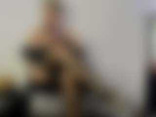 BRENDAMILFHOT's Live Sex Cam Show