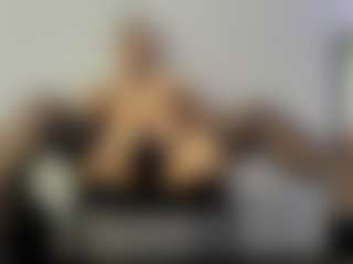 BRENDAMILFHOT's Live Sex Cam Show
