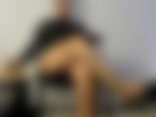 BRENDAMILFHOT's Live Sex Cam Show