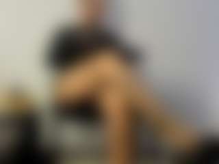 BRENDAMILFHOT's Live Sex Cam Show