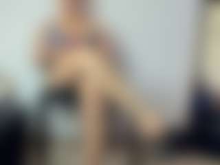 Live cam show with BRENDAMILFHOT - Thin on sexylive.show