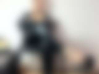 BRENDAMILFHOT's Live Sex Cam Show