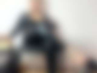 BRENDAMILFHOT's Live Sex Cam Show