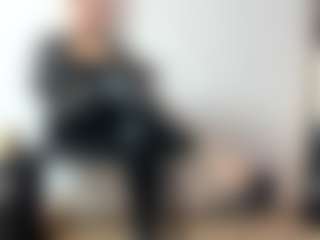 Live cam show with BRENDAMILFHOT - Small Tits Mature on Hubzter Live