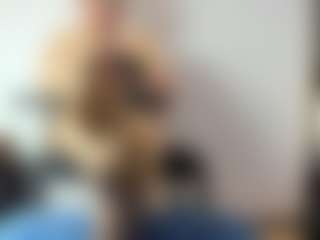 Live cam show with BRENDAMILFHOT - Middle Aged on Camiplay Live
