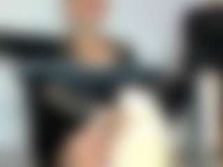 Live cam show with BRENDAMILFHOT - Solo on Camsoda