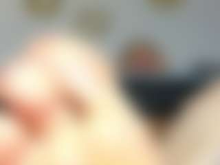 BRENDAMILFHOT's Live Sex Cam Show