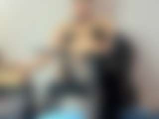 BRENDAMILFHOT's Live Sex Cam Show