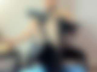 BRENDAMILFHOT's Live Sex Cam Show