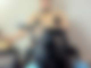 BRENDAMILFHOT's Live Sex Cam Show