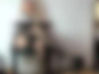 BRENDAMILFHOT's Live Sex Cam Show