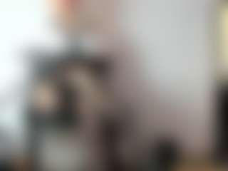 Live cam show with BRENDAMILFHOT - Middle Aged on Mixed Magazine Live