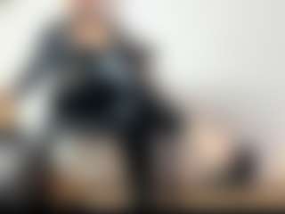 BRENDAMILFHOT's Live Sex Cam Show