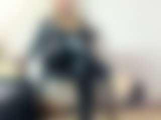 BRENDAMILFHOT's Live Sex Cam Show
