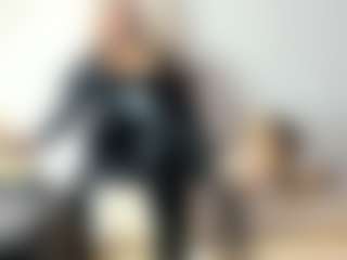 Live cam show with BRENDAMILFHOT - Blonde Hair Amateur on https://playwithruby.com