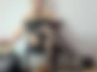BRENDAMILFHOT's Live Sex Cam Show
