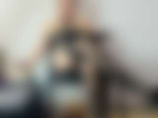 BRENDAMILFHOT's Live Sex Cam Show