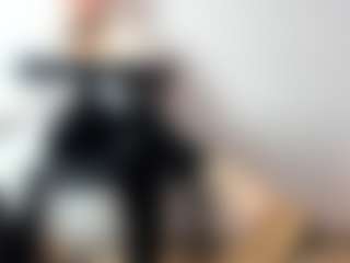 BRENDAMILFHOT's Live Sex Cam Show