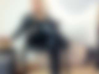 BRENDAMILFHOT's Live Sex Cam Show
