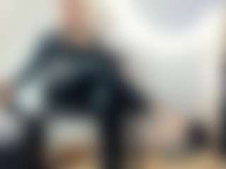 BRENDAMILFHOT's Live Sex Cam Show