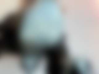 Live cam show with BRENDAMILFHOT - Brown Eyes Mature on Fit Hotties