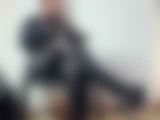 BRENDAMILFHOT's Live Sex Cam Show