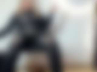 Live cam show with BRENDAMILFHOT - Blonde Hair on Sweet Sext