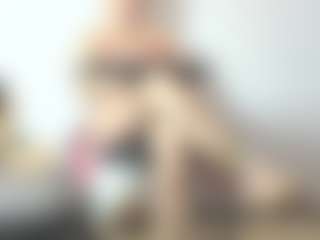 BRENDAMILFHOT's Live Sex Cam Show