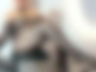 BRENDAMILFHOT MILF webcam performer live streaming