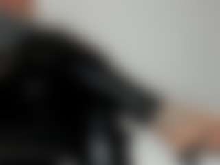 BRENDAMILFHOT's Live Sex Cam Show
