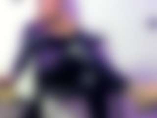 BRENDAMILFHOT's Live Sex Cam Show