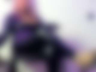 BRENDAMILFHOT's Live Sex Cam Show