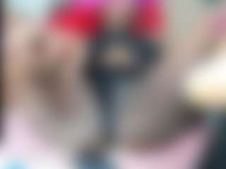 Live cam show with DANISHA-XX - Big Balls on Livezox