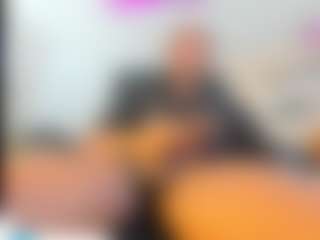 Live cam show with DANISHA-XX - Big Balls on Fit Hotties